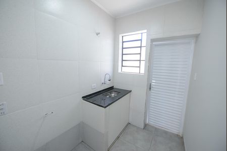 Cozinha de kitnet/studio para alugar com 1 quarto, 40m² em Vila Jaboticabeira, Taubaté