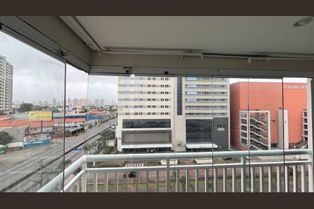 Apartamento à venda com 67m², 2 quartos e 1 vaga Apartamento à venda com 67m², 2 quartos e 1 vaga Varanda