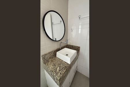 Apartamento à venda com 67m², 2 quartos e 1 vaga Apartamento à venda com 67m², 2 quartos e 1 vagaBanheiro da Suíte