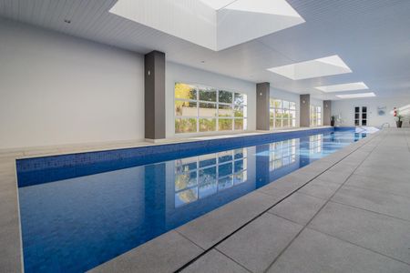 Apartamento à venda com 67m², 2 quartos e 1 vaga Apartamento à venda com 67m², 2 quartos e 1 vagaPiscina Coberta