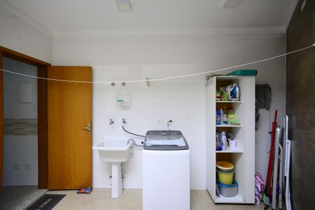 Casa à venda com 111m², 3 quartos e 2 vagasÁrea de Serviço