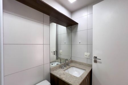 Apartamento para alugar com 53m², 2 quartos e 1 vaga Apartamento para alugar com 53m², 2 quartos e 1 vagaBanheiro