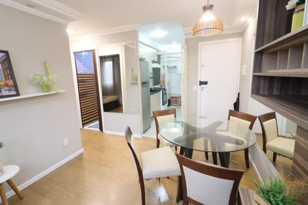 Sala de apartamento para alugar com 2 quartos, 40m² em São Pedro, Osasco