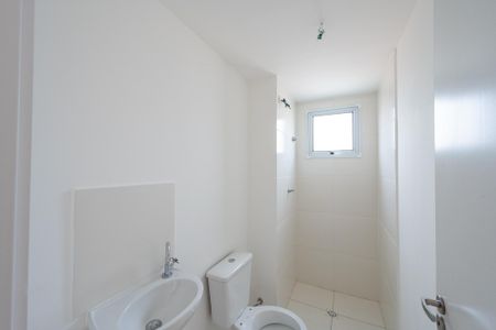 Banheiro Social de kitnet/studio para alugar com 1 quarto, 24m² em Chácara Inglesa, São Paulo