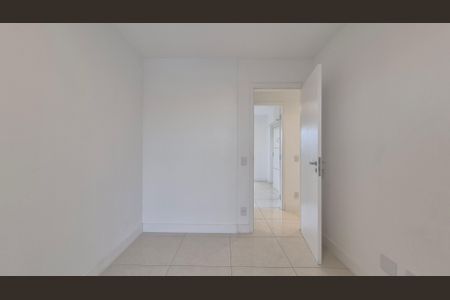 Apartamento à venda com 128m², 4 quartos e 2 vagas Apartamento à venda com 128m², 4 quartos e 2 vagasSuíte 2