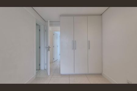 Apartamento à venda com 128m², 4 quartos e 2 vagas Apartamento à venda com 128m², 4 quartos e 2 vagasSuíte 3