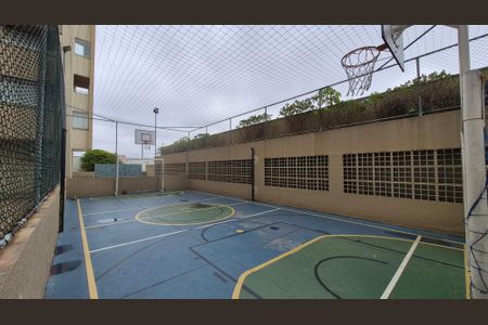 Apartamento à venda com 128m², 4 quartos e 2 vagas Apartamento à venda com 128m², 4 quartos e 2 vagasQuadra