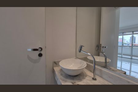 Apartamento à venda com 128m², 4 quartos e 2 vagas Apartamento à venda com 128m², 4 quartos e 2 vagasLavabo