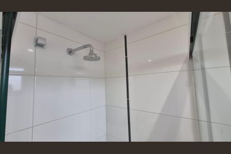 Apartamento à venda com 128m², 4 quartos e 2 vagas Apartamento à venda com 128m², 4 quartos e 2 vagasBanheiro da suíte 2
