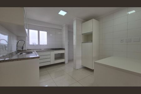 Apartamento à venda com 128m², 4 quartos e 2 vagas Apartamento à venda com 128m², 4 quartos e 2 vagasCozinha
