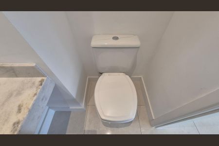 Apartamento à venda com 128m², 4 quartos e 2 vagas Apartamento à venda com 128m², 4 quartos e 2 vagasLavabo