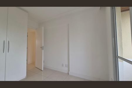 Apartamento à venda com 128m², 4 quartos e 2 vagas Apartamento à venda com 128m², 4 quartos e 2 vagasQuarto