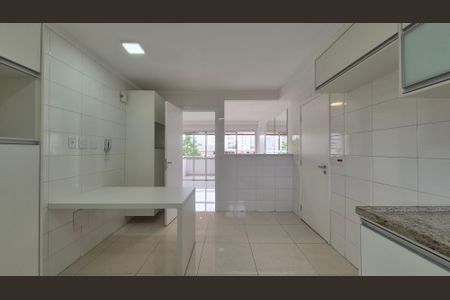 Apartamento à venda com 128m², 4 quartos e 2 vagas Apartamento à venda com 128m², 4 quartos e 2 vagasCozinha