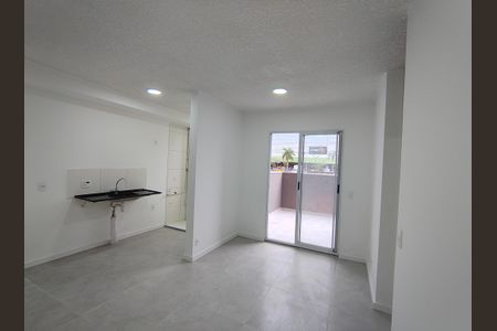 Sala de apartamento para alugar com 2 quartos, 65m² em Taquara, Rio de Janeiro