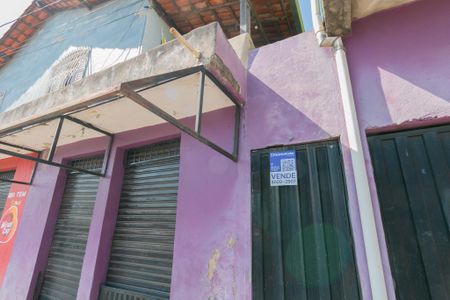 Casa à venda com 600m², 4 quartos e 8 vagas Casa à venda com 600m², 4 quartos e 8 vagasFachada + Placa