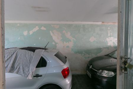 Casa à venda com 600m², 4 quartos e 8 vagas Casa à venda com 600m², 4 quartos e 8 vagasVista