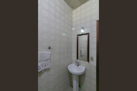 Casa à venda com 600m², 4 quartos e 8 vagas Casa à venda com 600m², 4 quartos e 8 vagasBanheiro