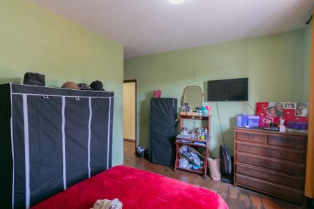 Casa à venda com 600m², 4 quartos e 8 vagas Casa à venda com 600m², 4 quartos e 8 vagasSuíte