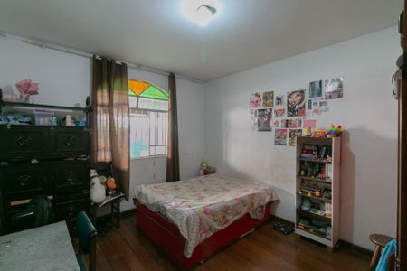 Casa à venda com 600m², 4 quartos e 8 vagas Casa à venda com 600m², 4 quartos e 8 vagasSuíte 2