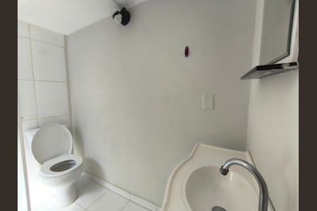 Casa à venda com 140m², 2 quartos e 1 vaga Casa à venda com 140m², 2 quartos e 1 vagaBanheiro de Serviço