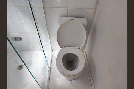 Casa à venda com 140m², 2 quartos e 1 vaga Casa à venda com 140m², 2 quartos e 1 vagaBanheiro de Serviço