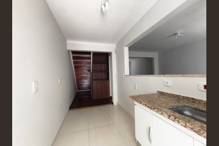 Casa à venda com 140m², 2 quartos e 1 vaga Casa à venda com 140m², 2 quartos e 1 vagaCozinha