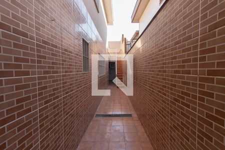 Casa à venda com 144m², 3 quartos e 2 vagas Casa à venda com 144m², 3 quartos e 2 vagasCorredor