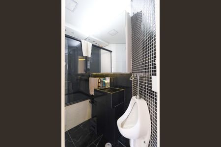 Apartamento à venda com 60m², 2 quartos e 1 vagaBanheiro Social