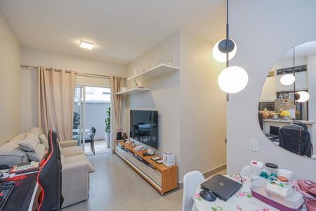Sala de apartamento à venda com 2 quartos, 73m² em Vila Isa, São Paulo