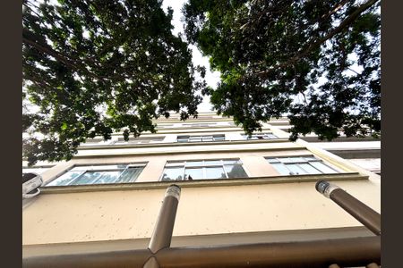 Apartamento à venda com 70m², 2 quartos e 1 vagaFachada