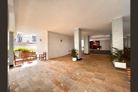 Apartamento à venda com 70m², 2 quartos e 1 vagaÁrea comum