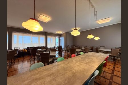 Apartamento à venda com 100m², 2 quartos e sem vaga Apartamento à venda com 100m², 2 quartos e sem vagaÁrea comum - Salão de festas