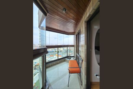 Apartamento à venda com 149m², 4 quartos e 3 vagasSacada do Quarto 3