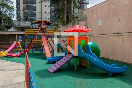 Apartamento à venda com 149m², 4 quartos e 3 vagasÁrea comum - Playground