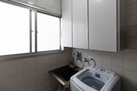 Apartamento à venda com 60m², 2 quartos e 1 vaga Apartamento à venda com 60m², 2 quartos e 1 vagaÁrea de Serviço