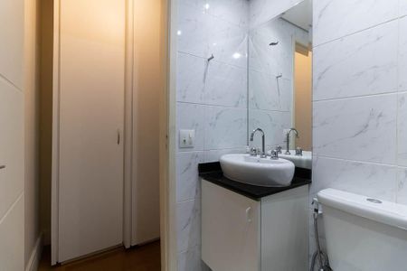 Apartamento à venda com 60m², 2 quartos e 1 vaga Apartamento à venda com 60m², 2 quartos e 1 vagaBanheiro da Suíte