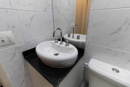 Apartamento à venda com 60m², 2 quartos e 1 vaga Apartamento à venda com 60m², 2 quartos e 1 vagaBanheiro da Suíte