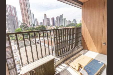Varanda de kitnet/studio para alugar com 1 quarto, 25m² em Vila Regente Feijó, São Paulo