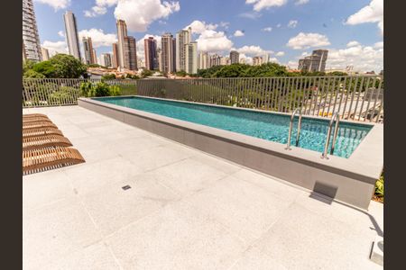 Studio para alugar com 25m², 1 quarto e sem vaga Studio para alugar com 25m², 1 quarto e sem vagaÁrea comum - Piscina