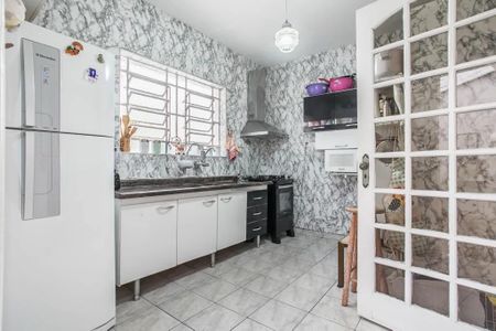 Casa de condomínio à venda com 238m², 6 quartos e 5 vagas Casa de condomínio à venda com 238m², 6 quartos e 5 vagasCozinha