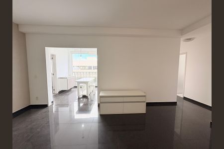 Sala de apartamento à venda com 3 quartos, 83m² em Jardim Ana Maria, Jundiaí