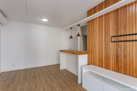 Apartamento para alugar com 75m², 2 quartos e 2 vagasSala