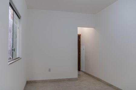 Sala de casa para alugar com 1 quarto, 100m² em Buritis, Belo Horizonte