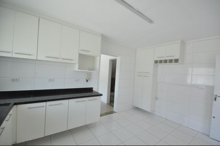 Casa à venda com 100m², 3 quartos e 2 vagasCozinha