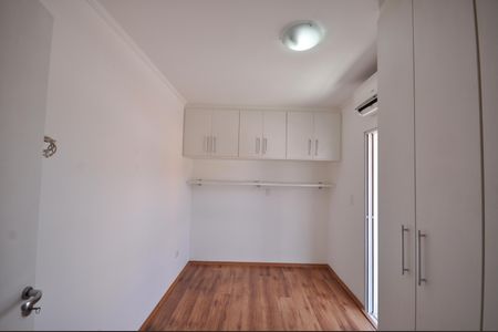 Casa à venda com 100m², 3 quartos e 2 vagasQuarto 1