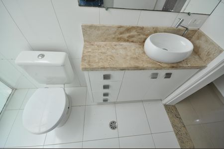 Casa à venda com 100m², 3 quartos e 2 vagasBanheiro Social