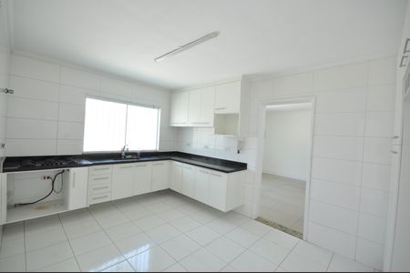 Casa à venda com 100m², 3 quartos e 2 vagasCozinha