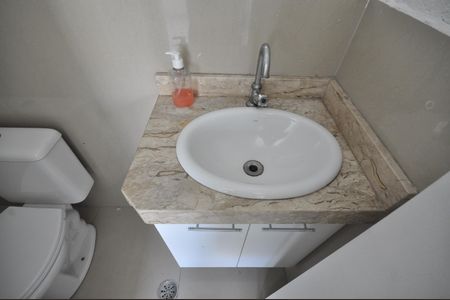 Casa à venda com 100m², 3 quartos e 2 vagasLavabo