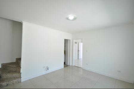 Sala de casa à venda com 3 quartos, 100m² em Vila Constança, São Paulo