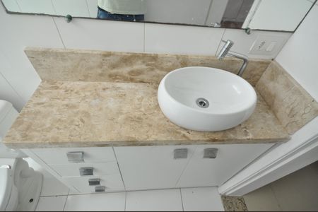 Casa à venda com 100m², 3 quartos e 2 vagasBanheiro Social